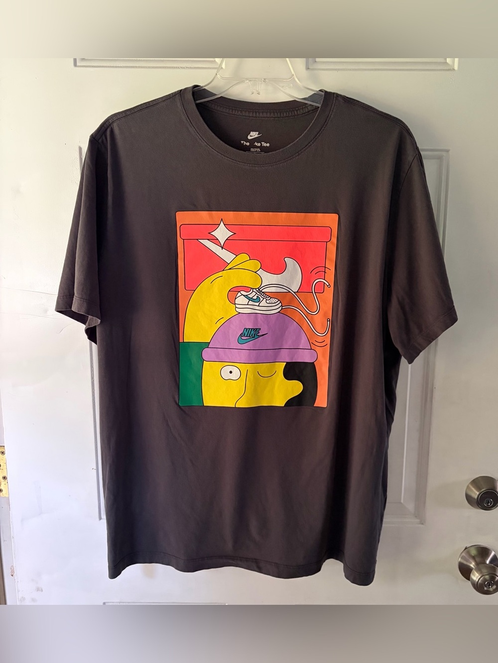 Nike Sportswear Animation Sneakerhead Graphic Tee Charcoal Gray FJ1099-060 XXL